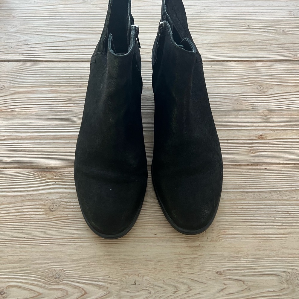 FRYE AND CO. Black Ankle Booties | Size 8.5